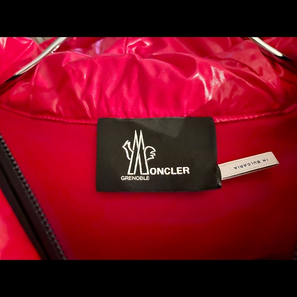 Moncler Grenoble hooded quilted down jacket - Picture 4 of 8